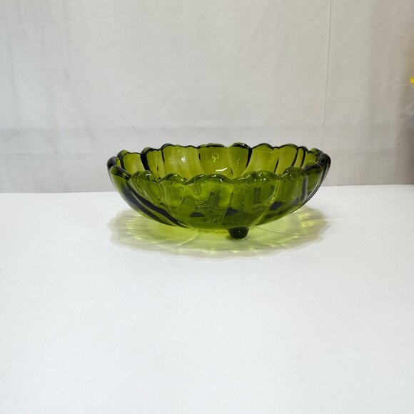 Colony Indiana Avocado Green Glass Serving Bowl Sunflower Pattern Scalloped Edge - Picture 4 of 9